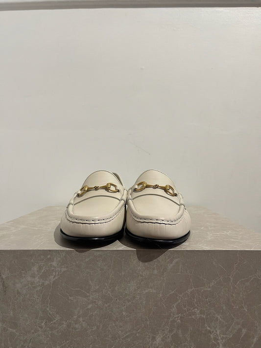 Mocassins Gucci blancs T.42 NEUFS