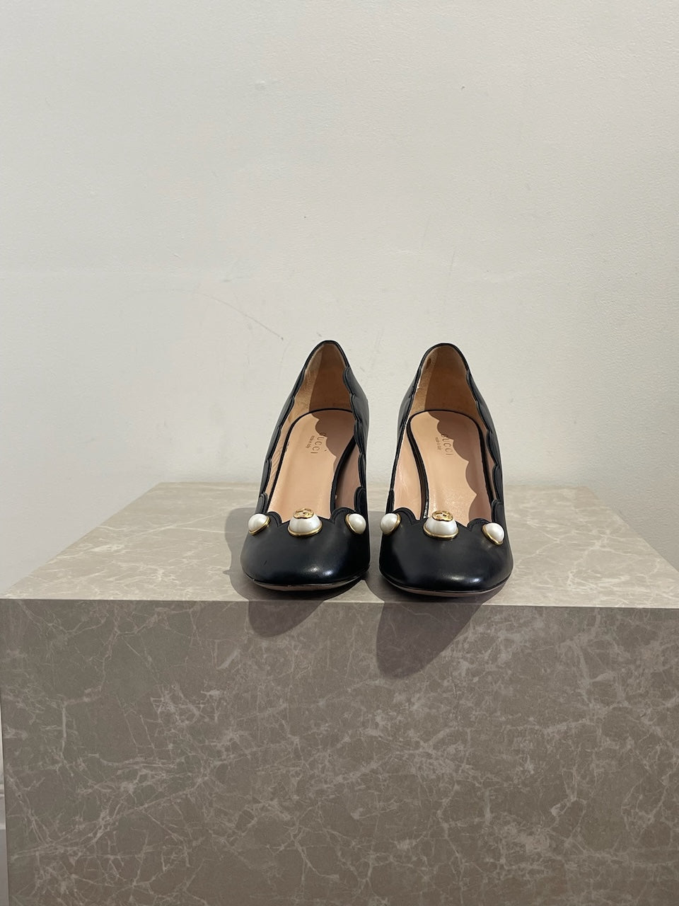 Escarpins Gucci noirs T.37