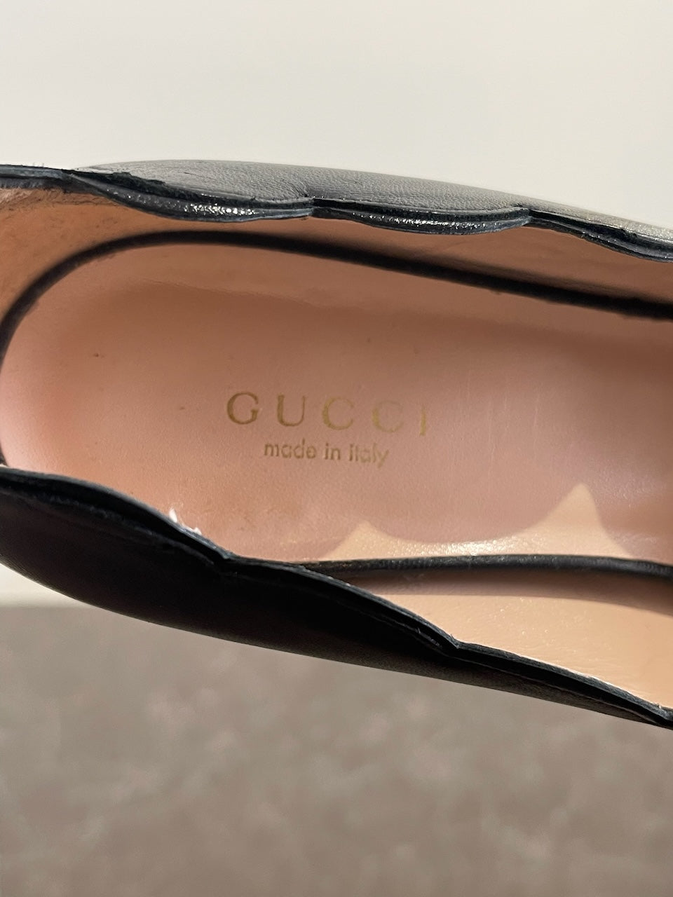 Escarpins Gucci noirs T.37
