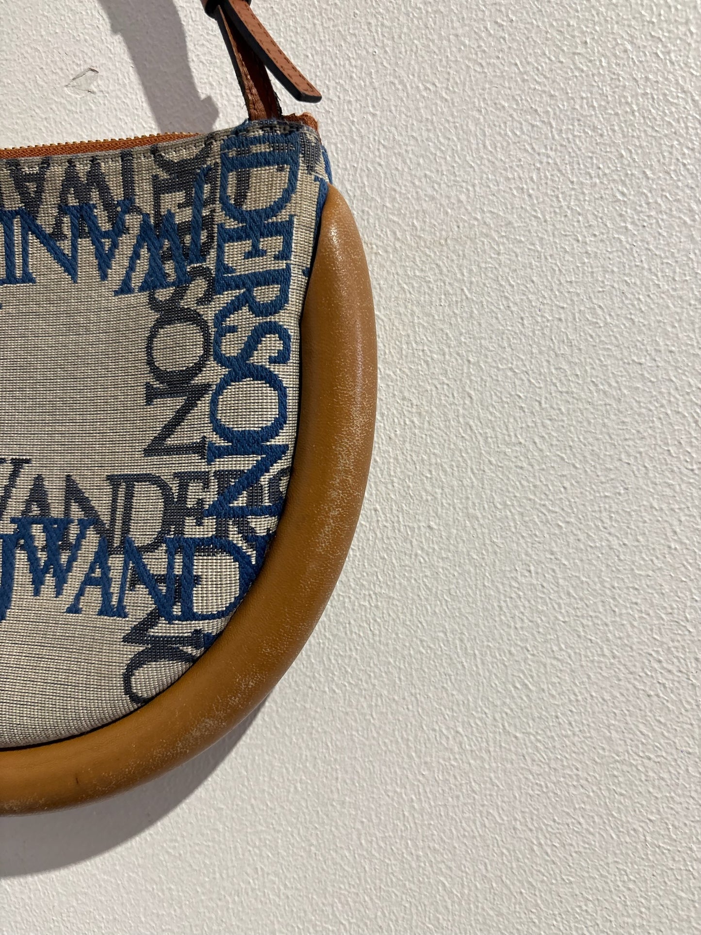 Sac J.W. Anderson Moon