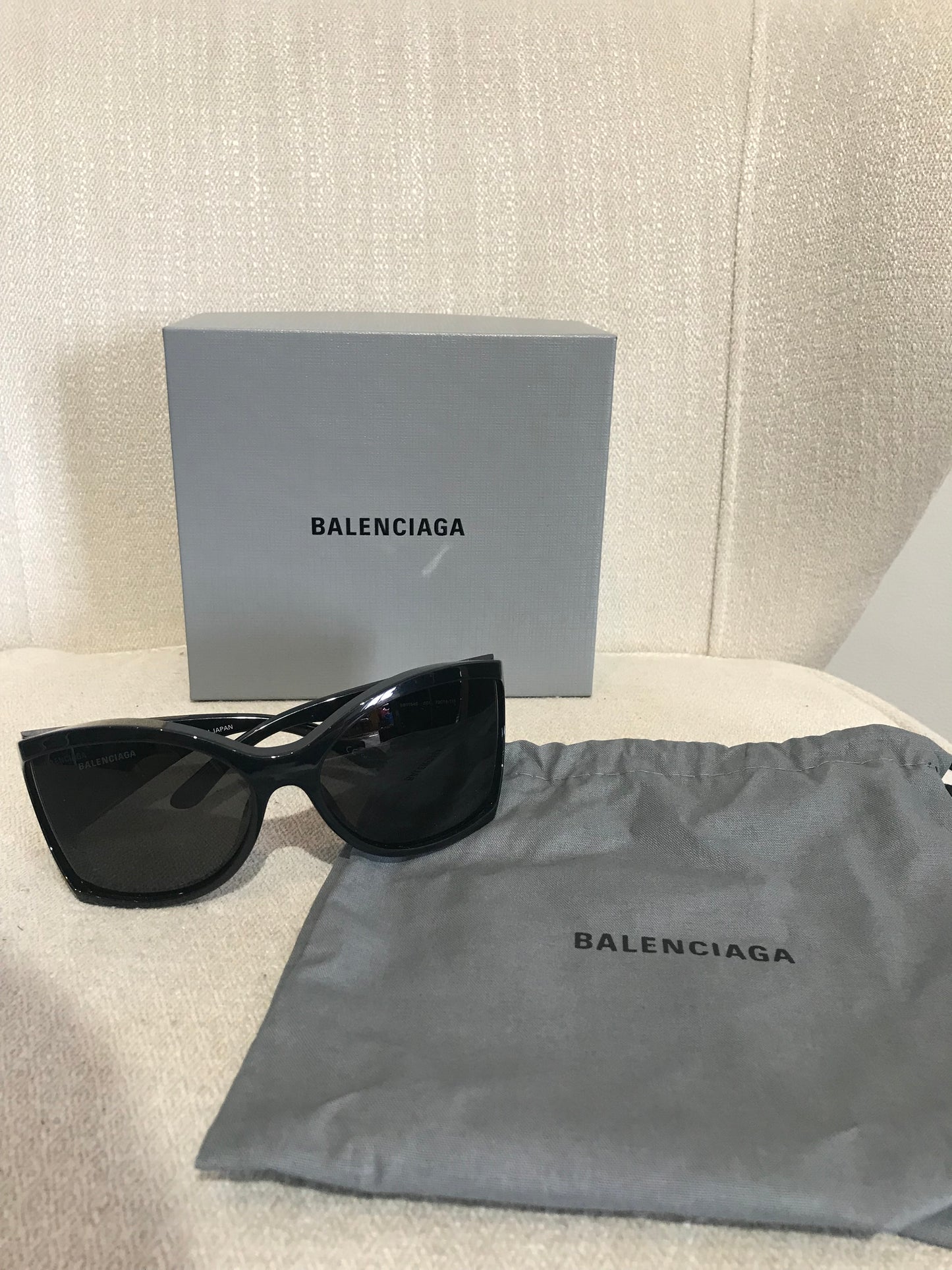 Lunettes Balenciaga noires