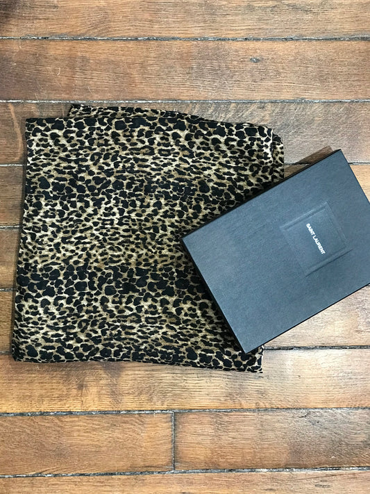 Foulard Saint Laurent léopard