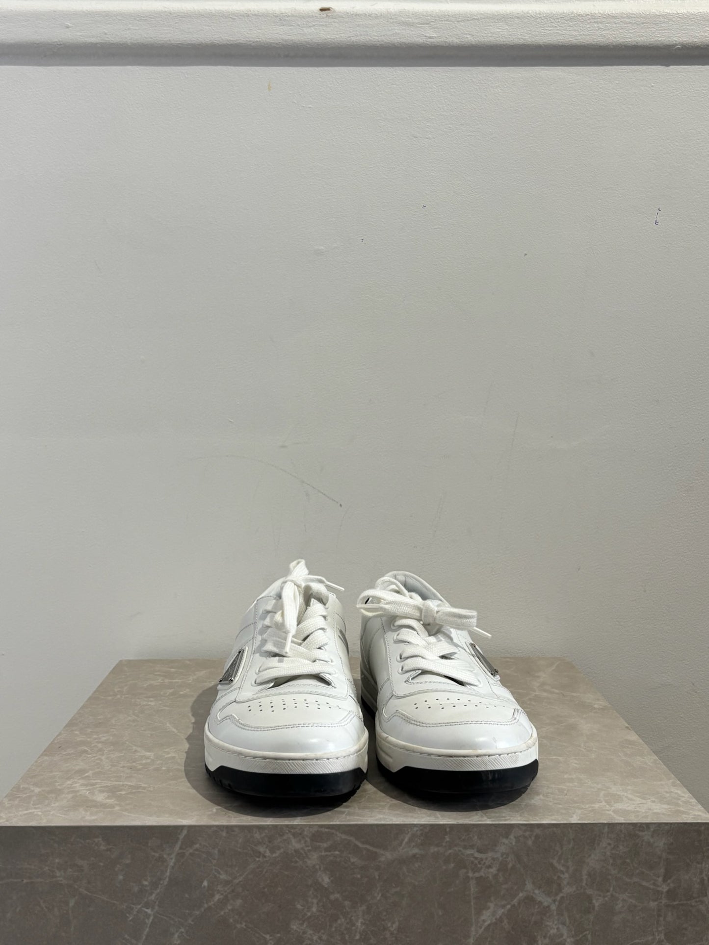 Baskets Prada Downtown blanches T.40