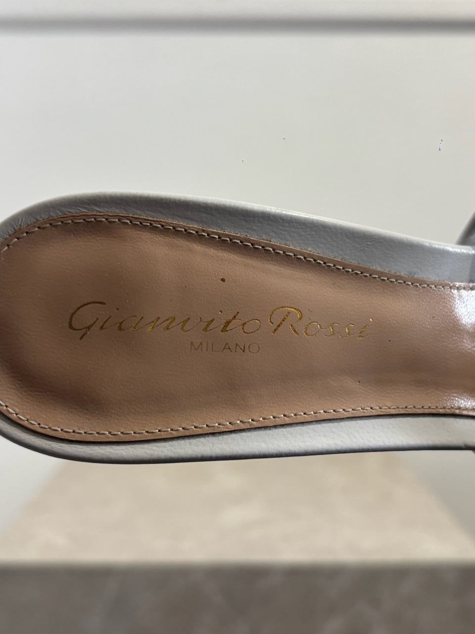 Mules Gianvito Rossi blanches T.38