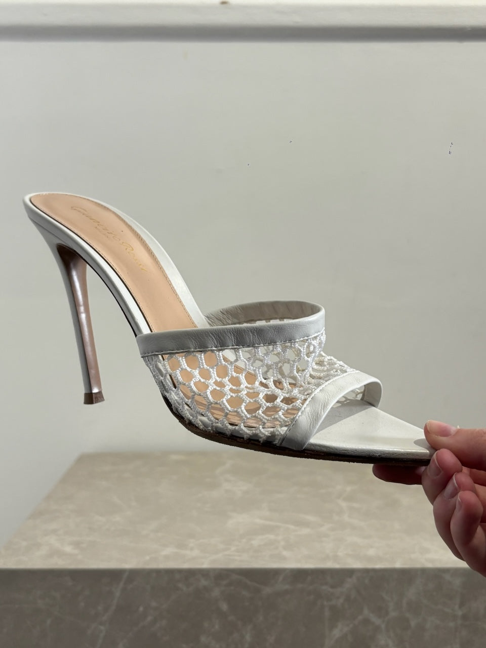 Mules Gianvito Rossi blanches T.38