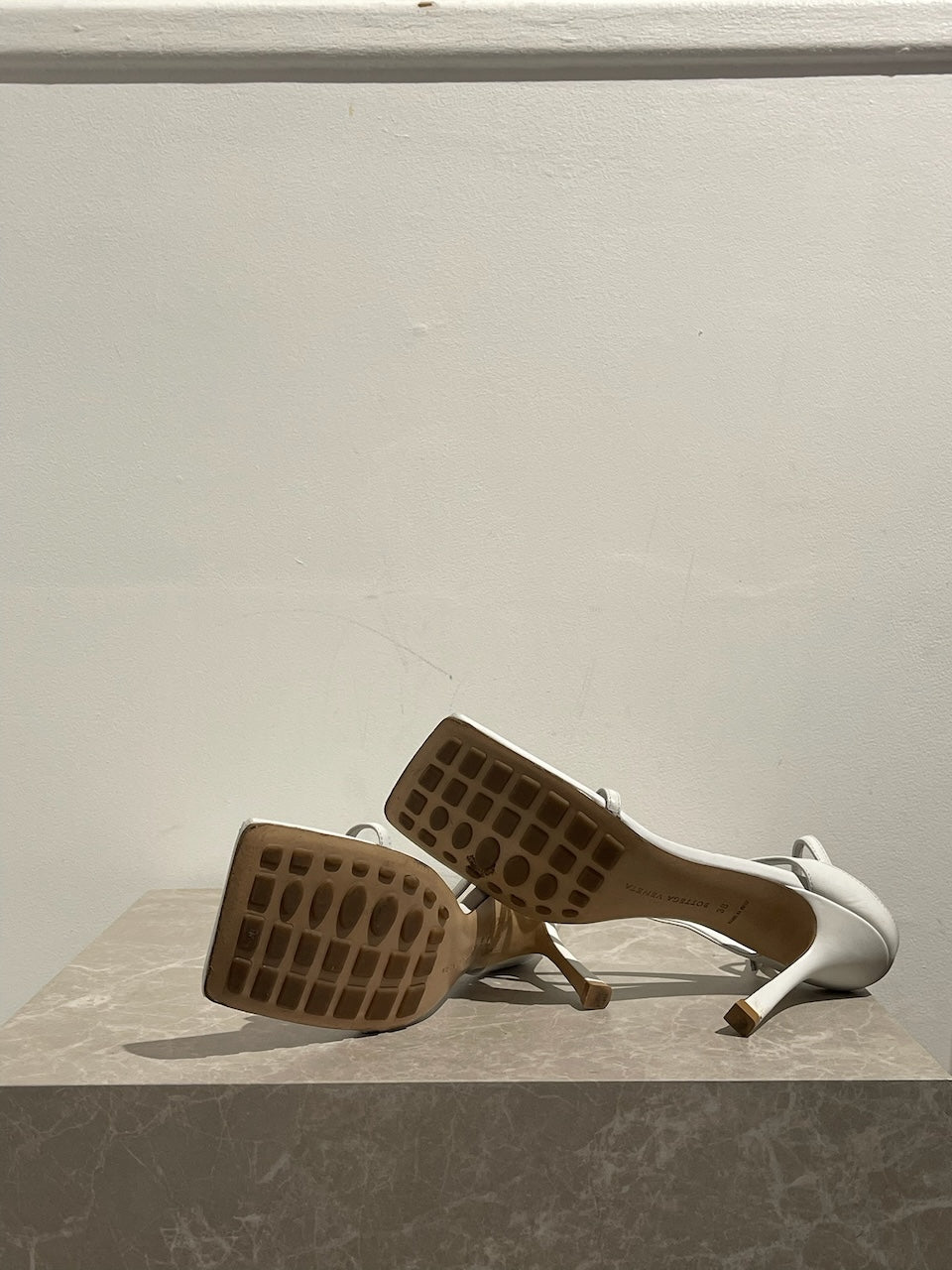 Sandales Bottega Veneta blanches T.38