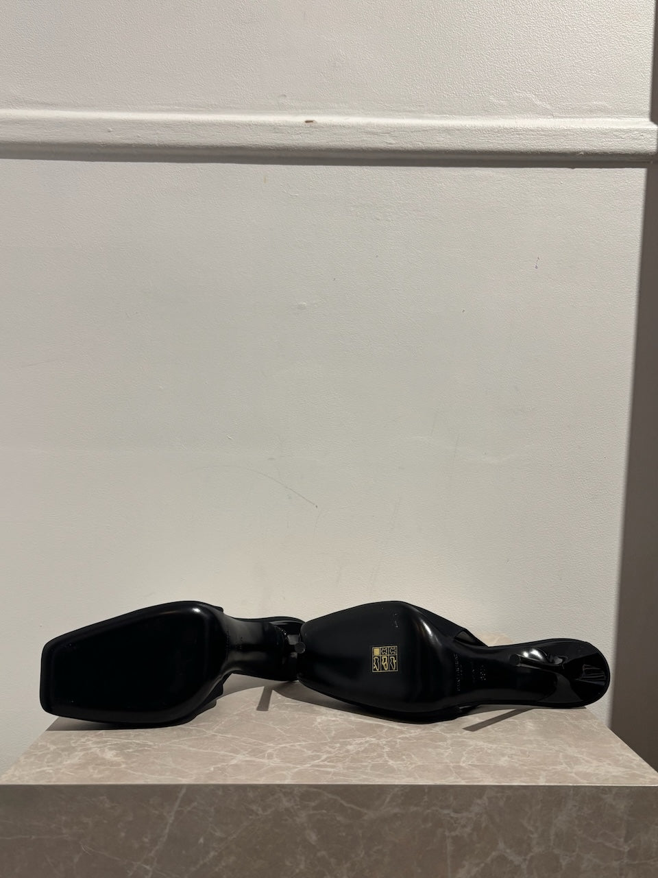 Escarpins Saint Laurent Avenue T.39,5 NEUFS