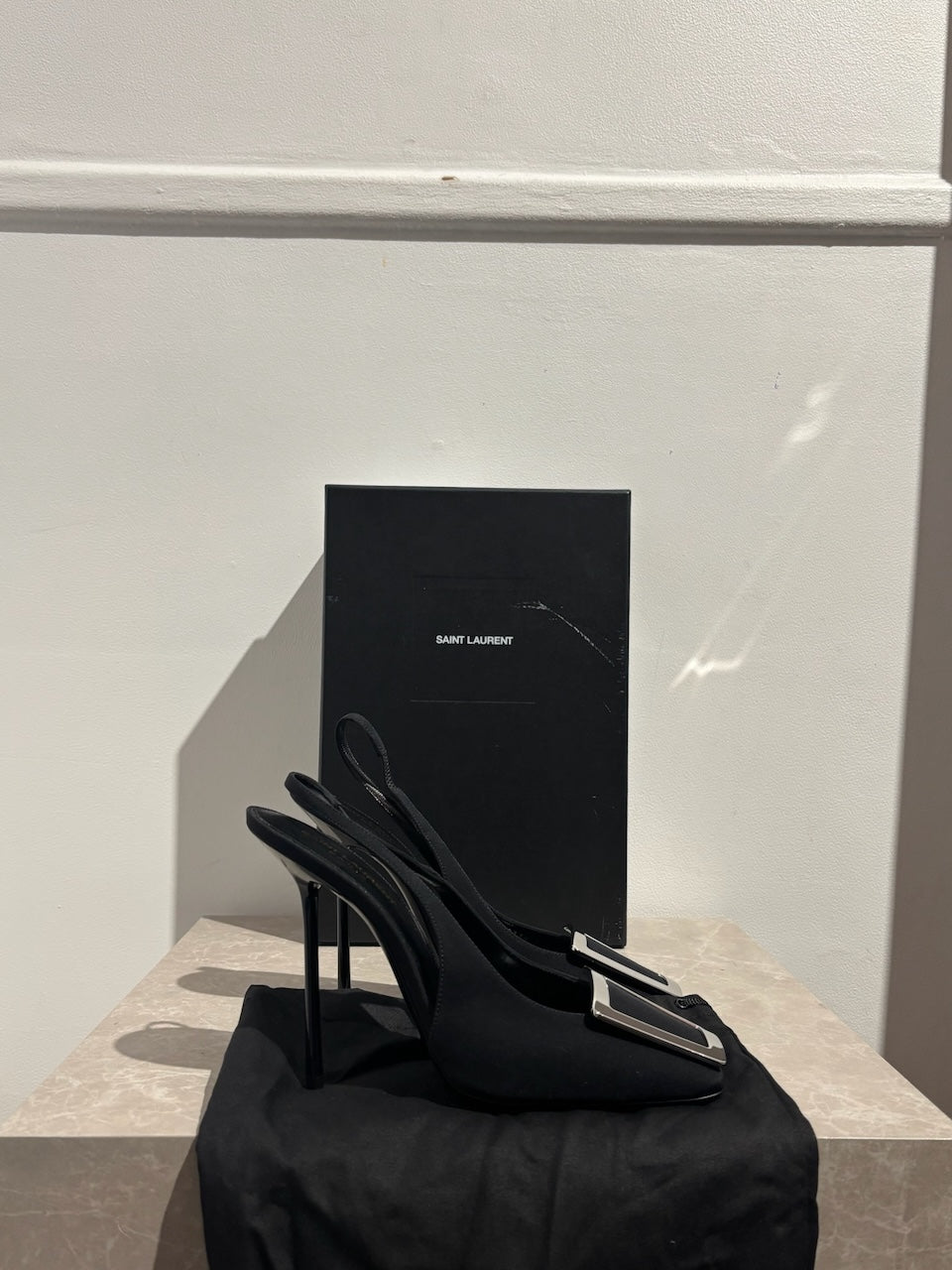 Escarpins Saint Laurent Avenue T.39,5 NEUFS