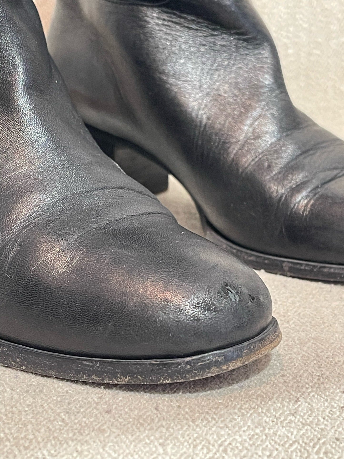 Bottines Chanel noires T.38