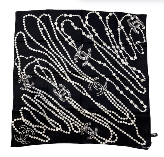 Foulard Chanel noir perles