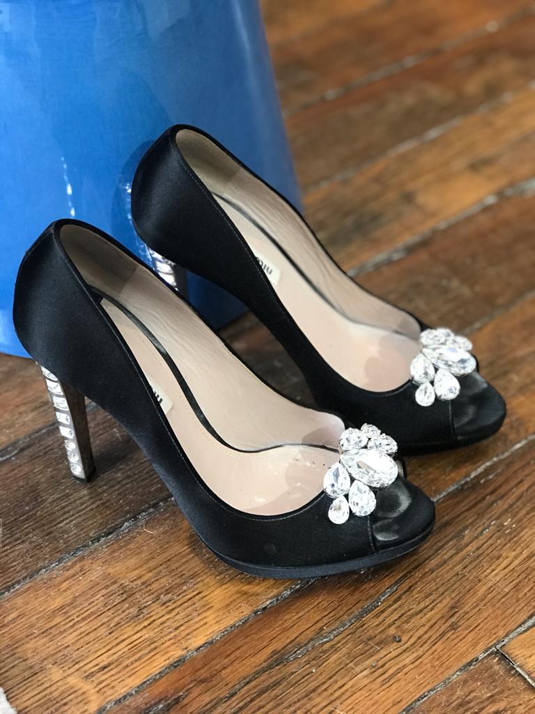 Escarpins Miu Miu noirs T.38,5