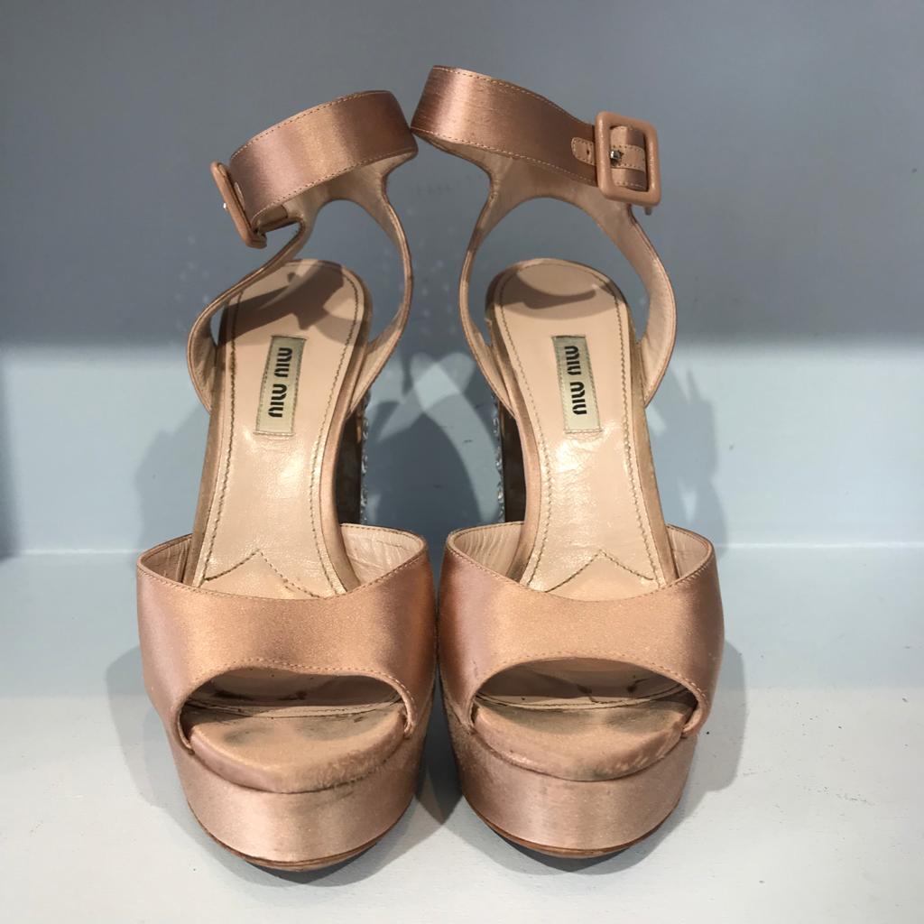 Sandales Miu Miu nude T.39