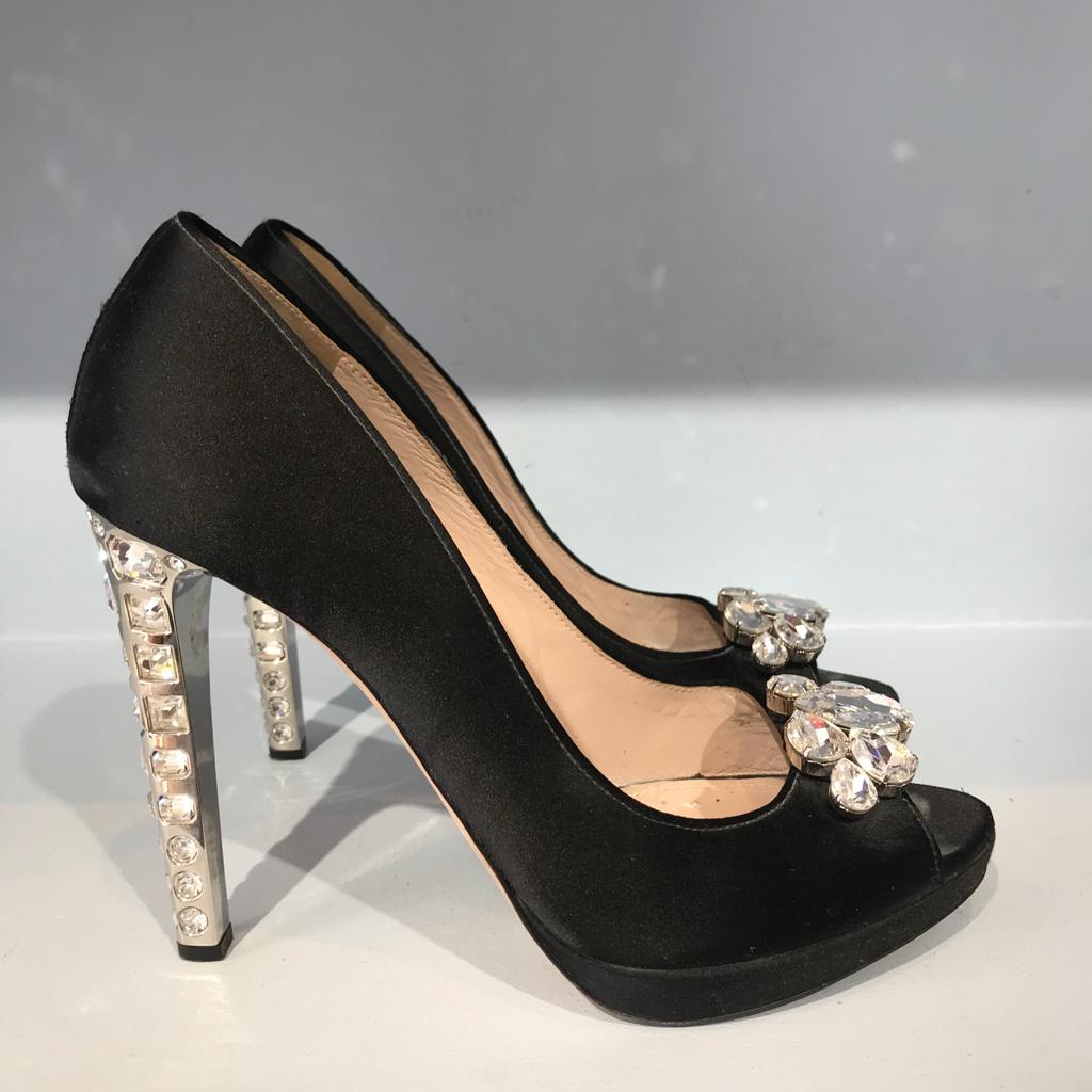 Escarpins Miu Miu noirs T.38,5