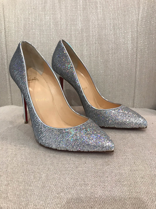 Escarpins Christian Louboutin argents T.38