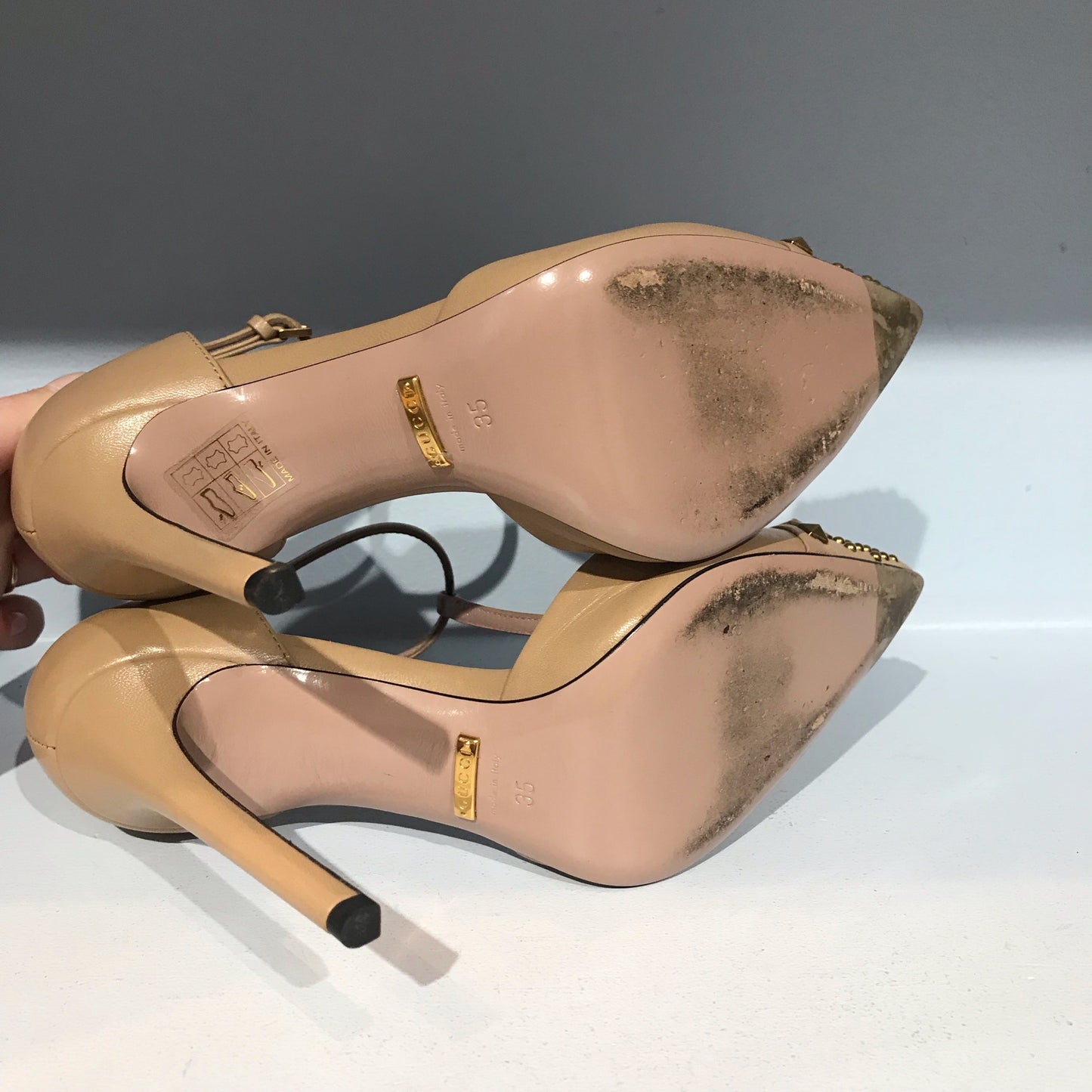 Escarpins Gucci beiges T.35