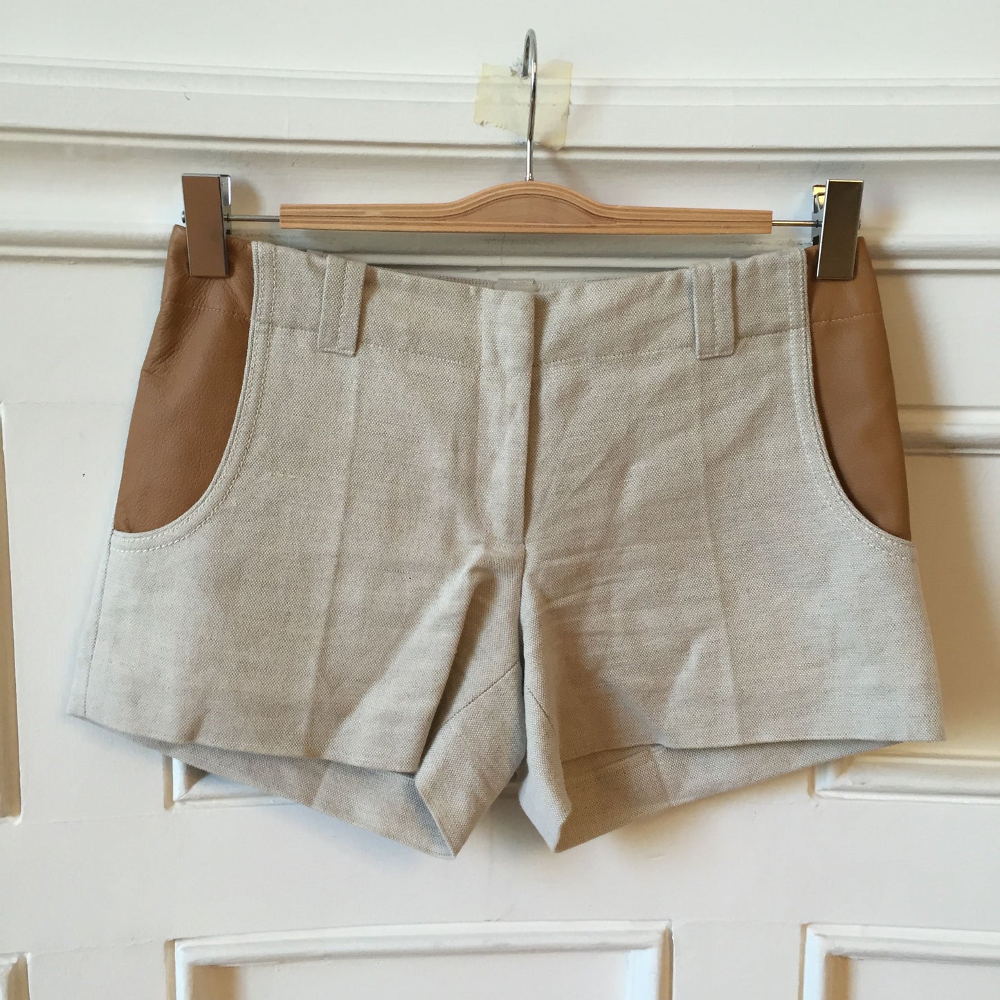 Short Barbara Bui beige T.36