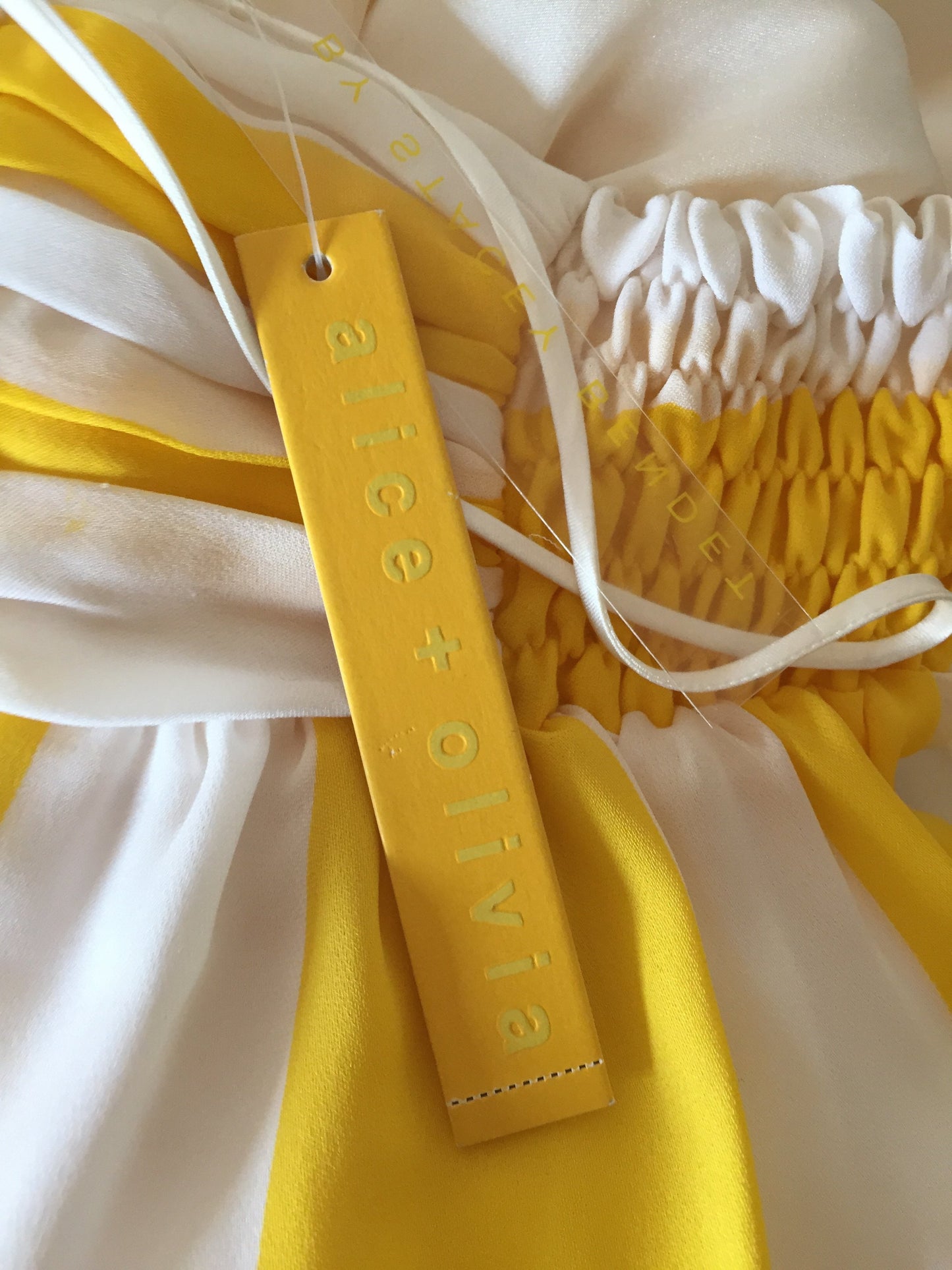 Robe Alice + Olivia jaune T.S Neuve