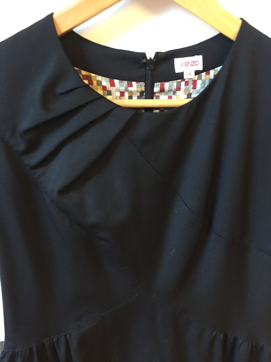 Robe Kenzo noire T.38