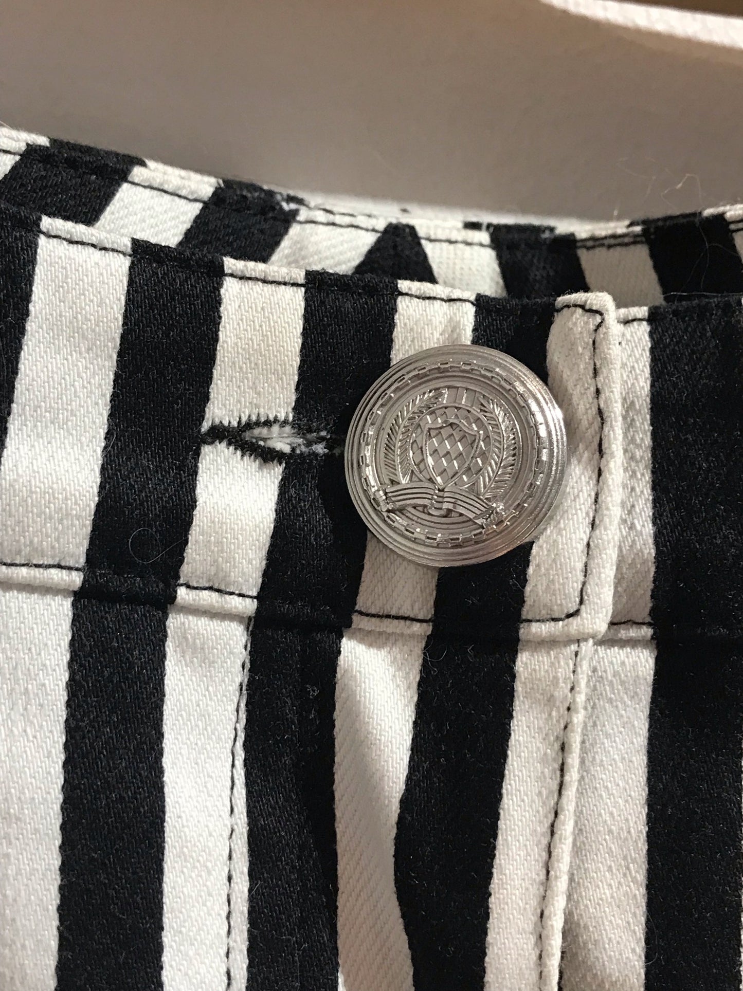 Jeans Balmain rayé T.40