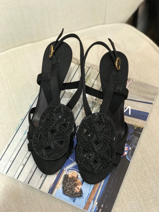 Sandales Chanel satin T.37,5