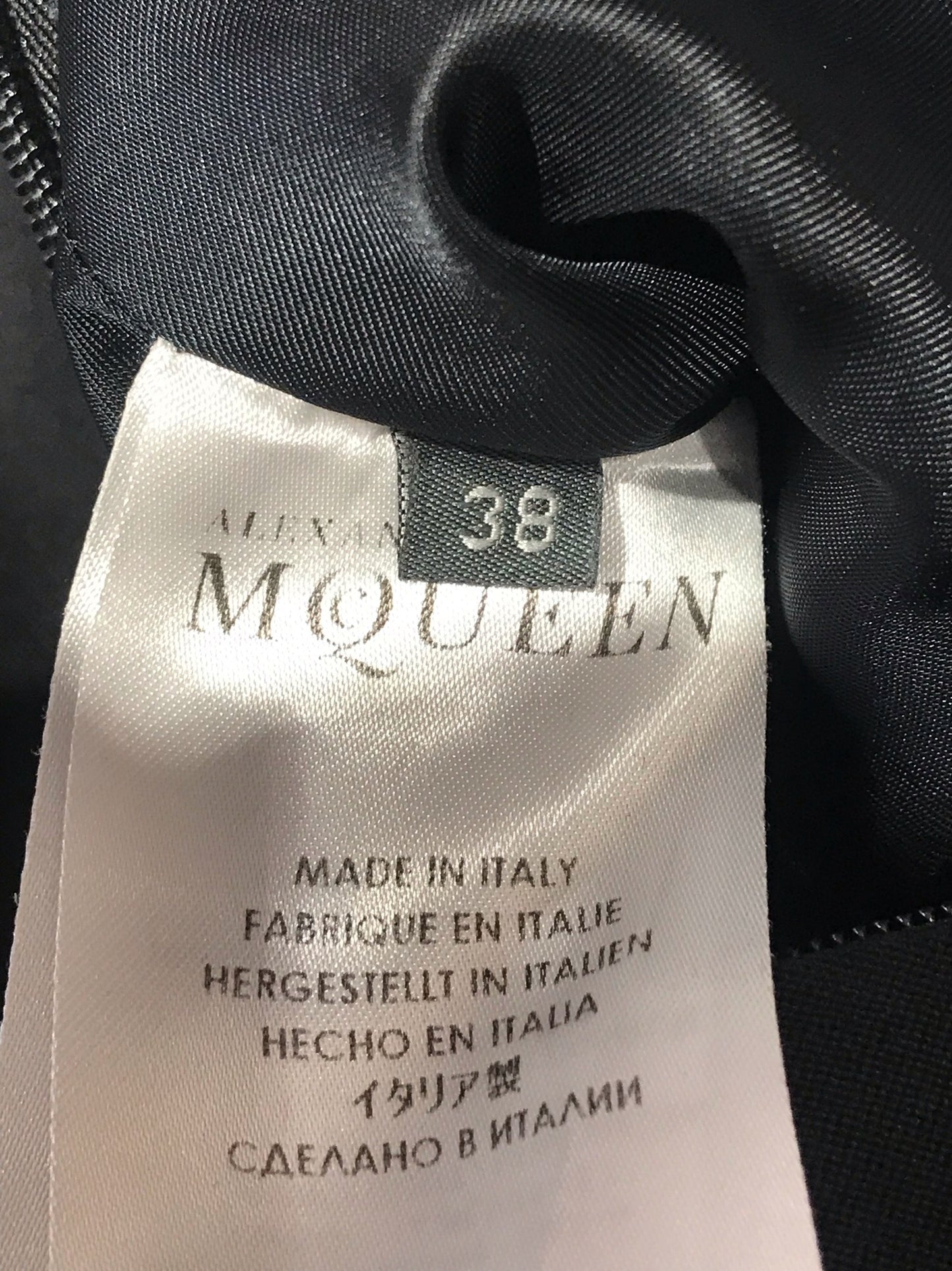 Robe Alexander McQueen noire T.34