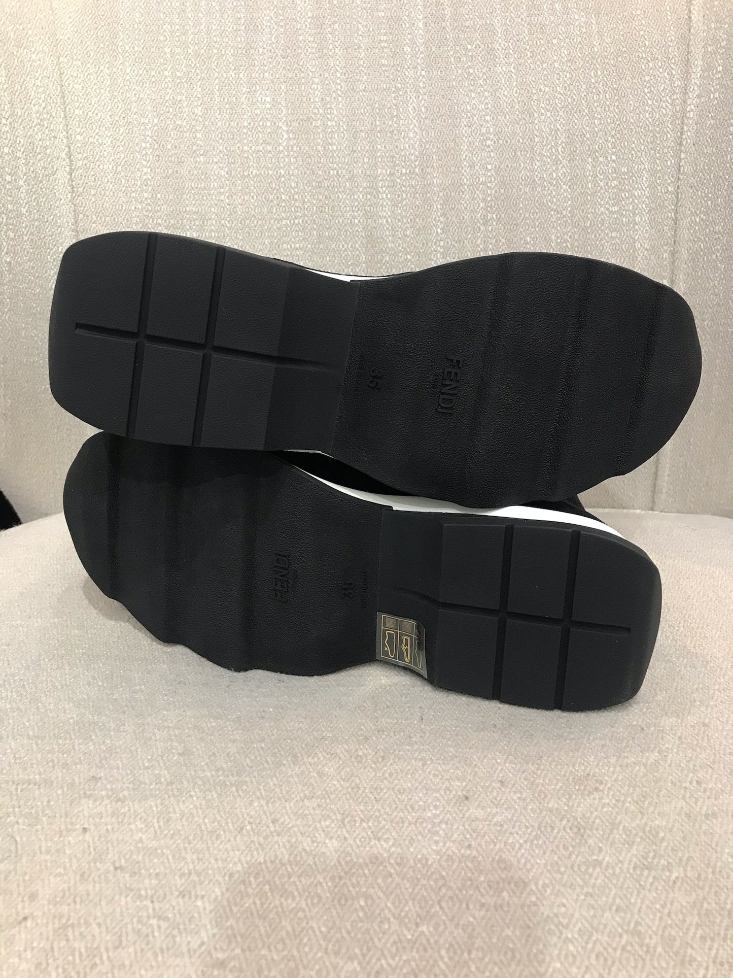 Baskets Fendi T.35 Neuves