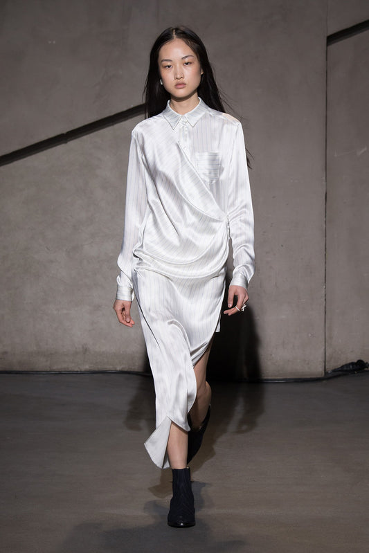 Robe Each x Other T.XS