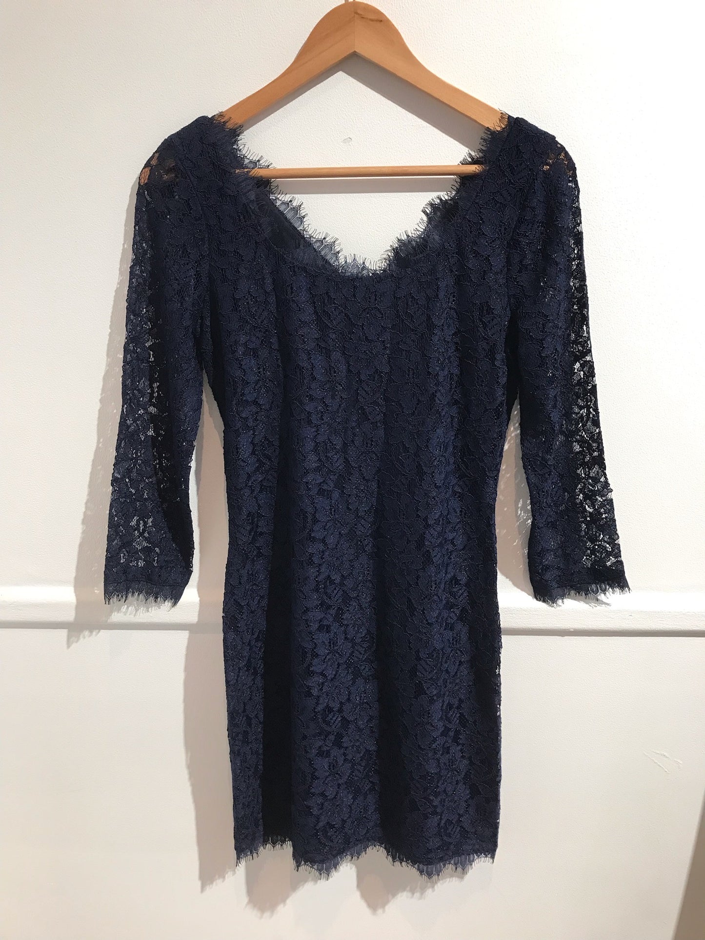 Robe Diane Von Furstenberg bleu marine T.4