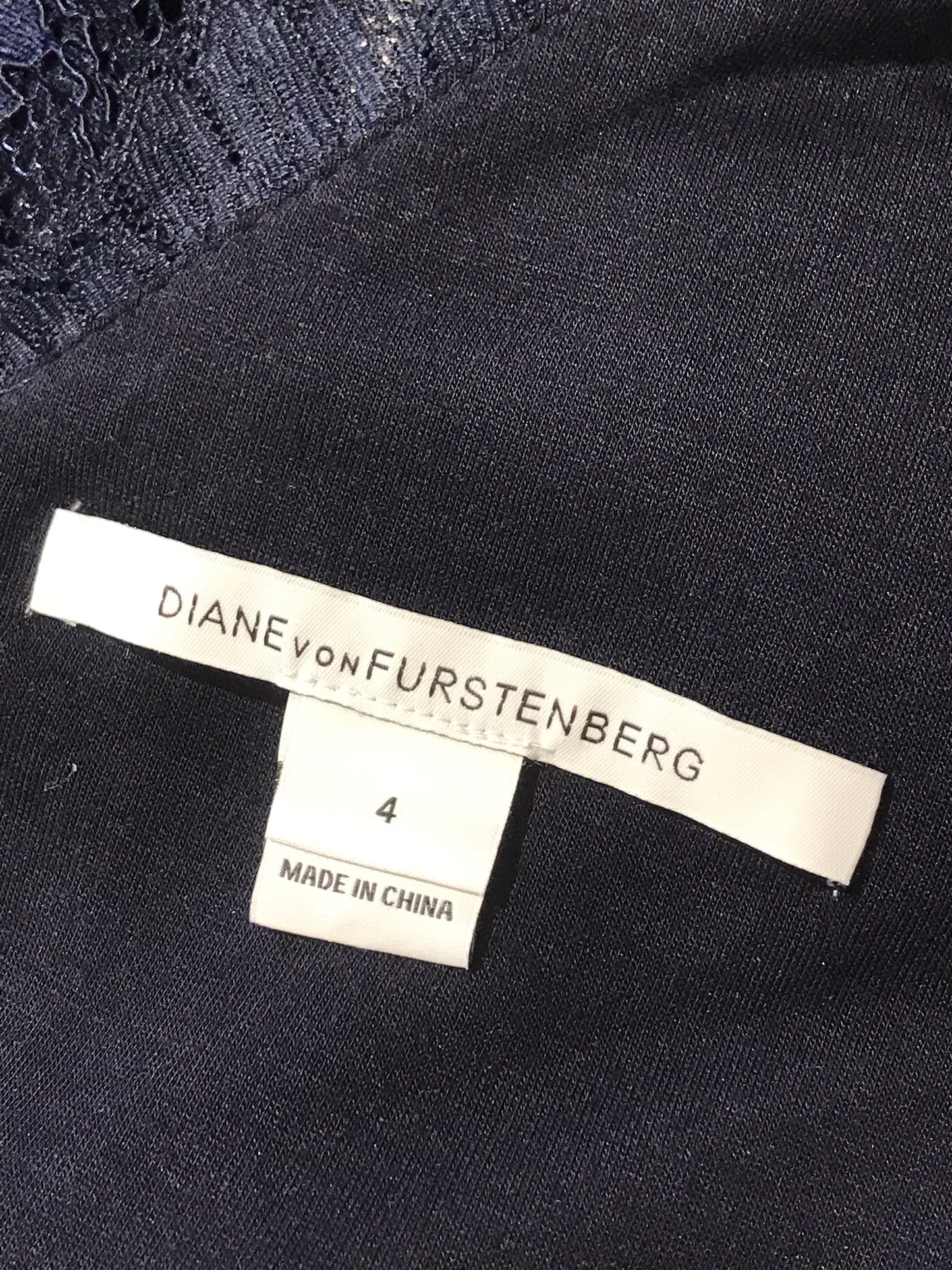 Robe Diane Von Furstenberg bleu marine T.4