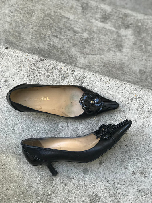 Escarpins Chanel camélia T.37,5