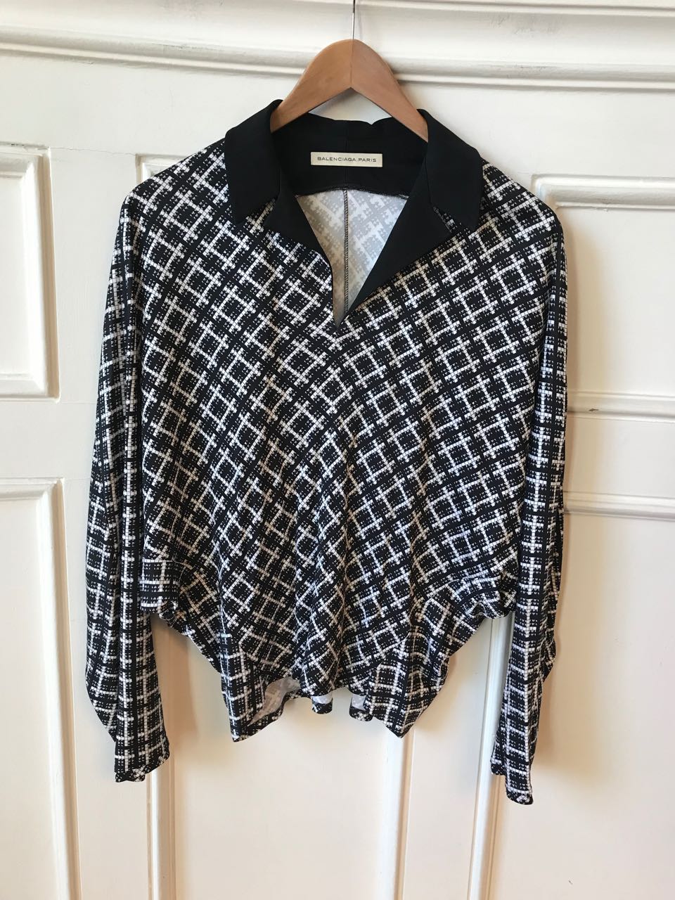 Top Balenciaga T.40