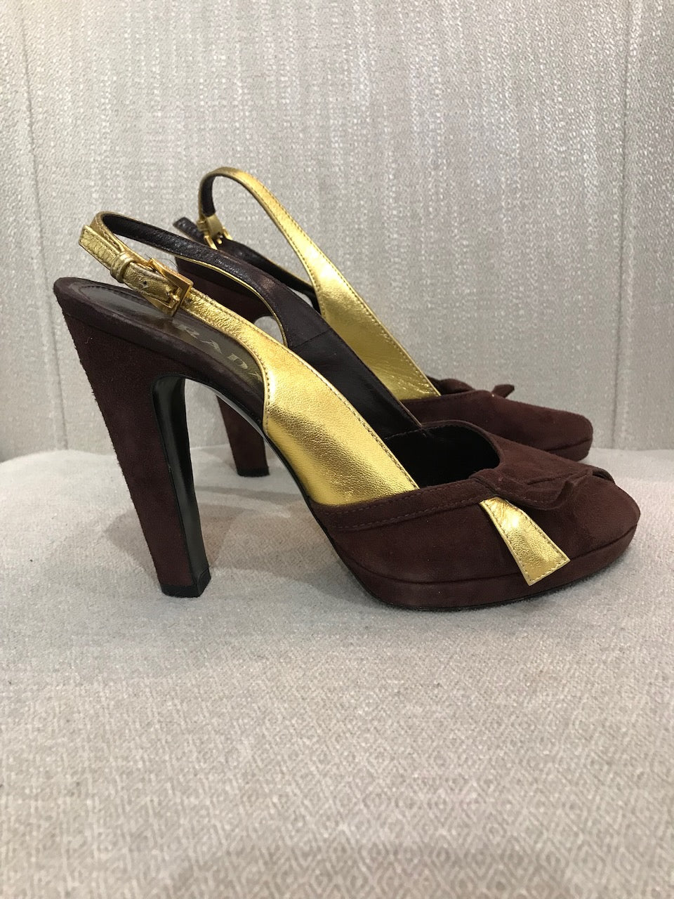 Escarpins Prada T.37