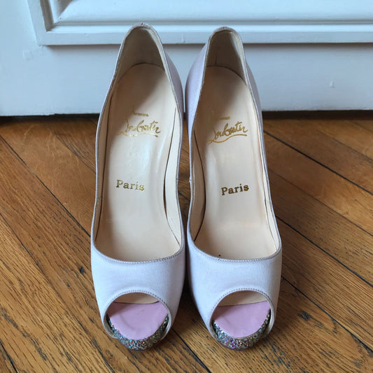 Escarpins Christian Louboutin satin T.37