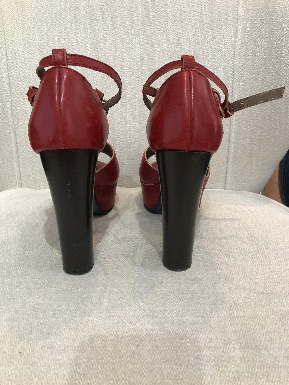 Sandales Marni rouges T.40