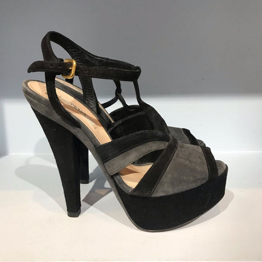 Sandales Prada gris T.38,5