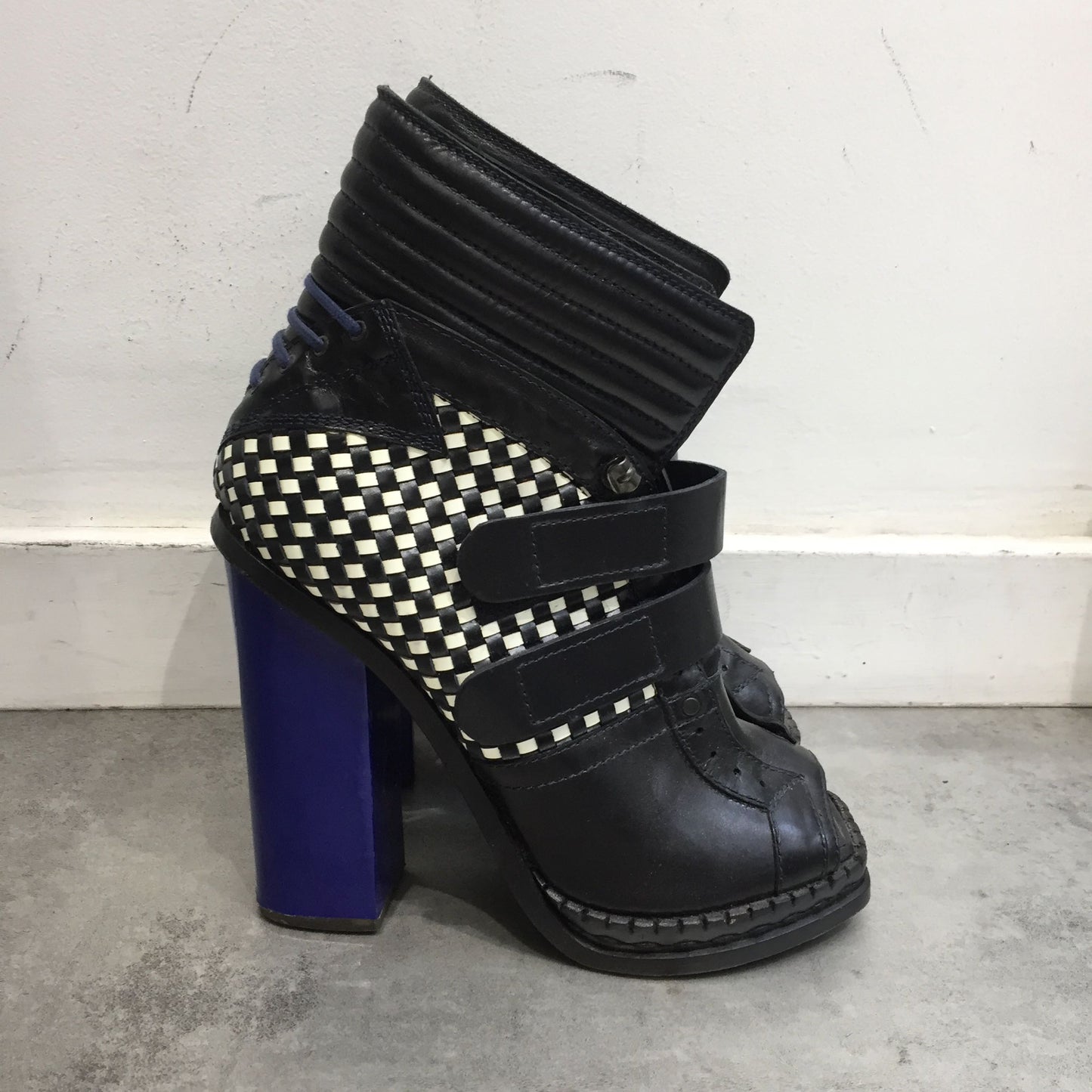 Boots Proenza Schouler T.38