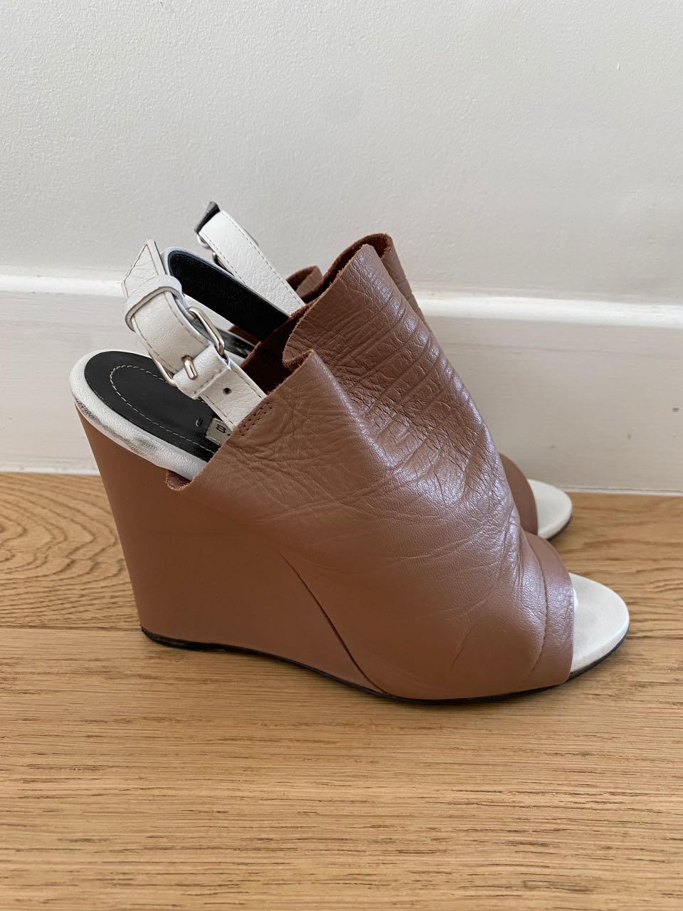 Sandales Balenciaga T.35