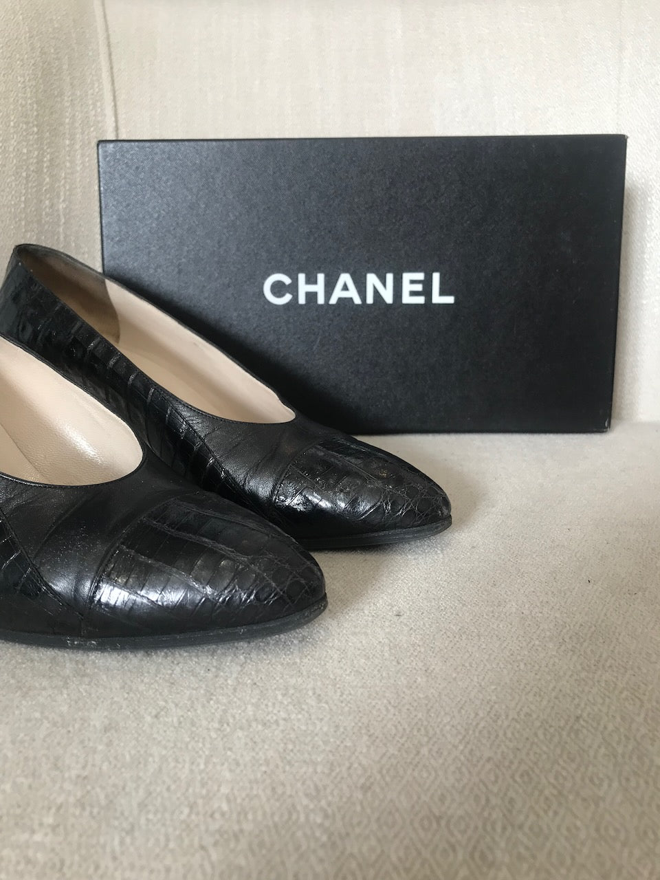 Escarpins Chanel crocodile T.37