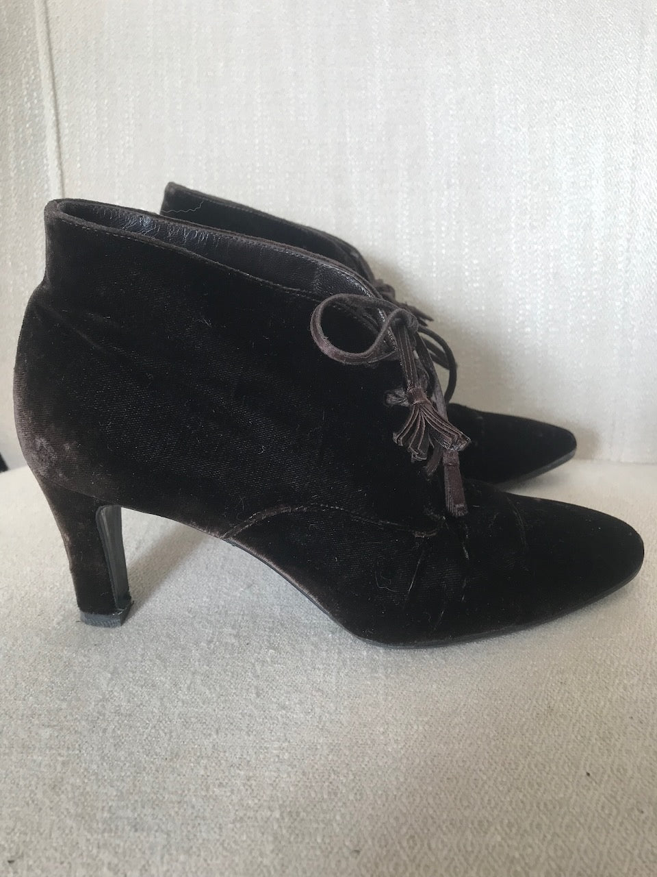 Boots Chanel velours T.37,5