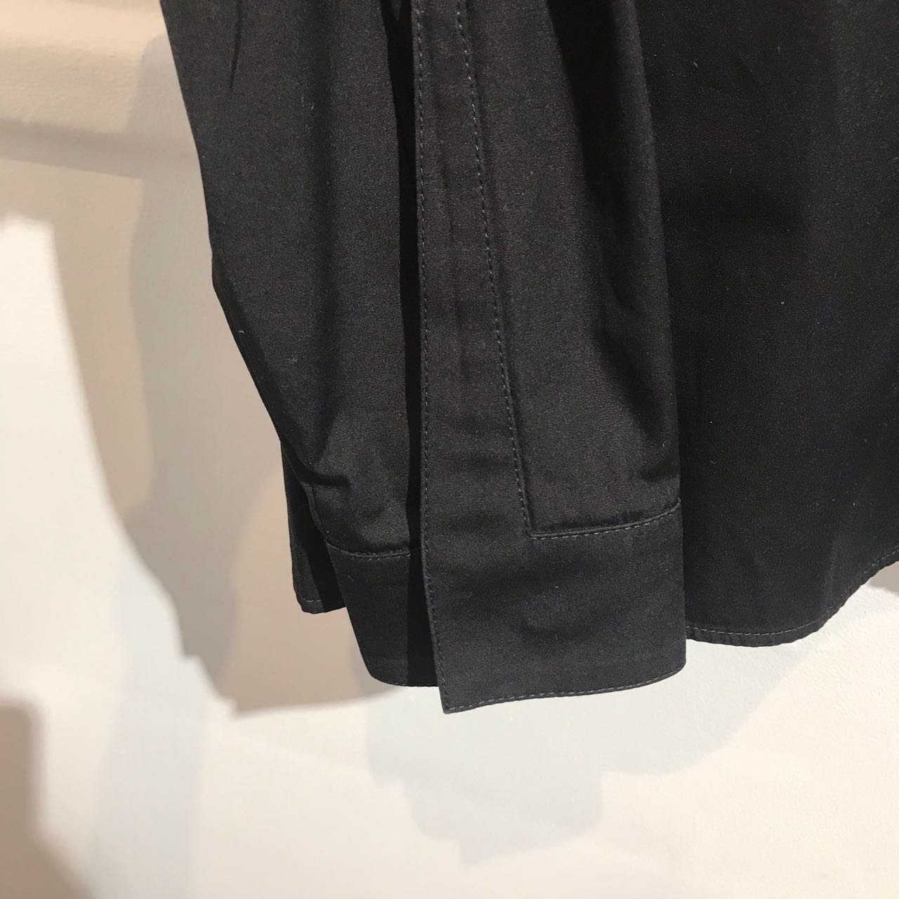 Chemise Givenchy noires T.40