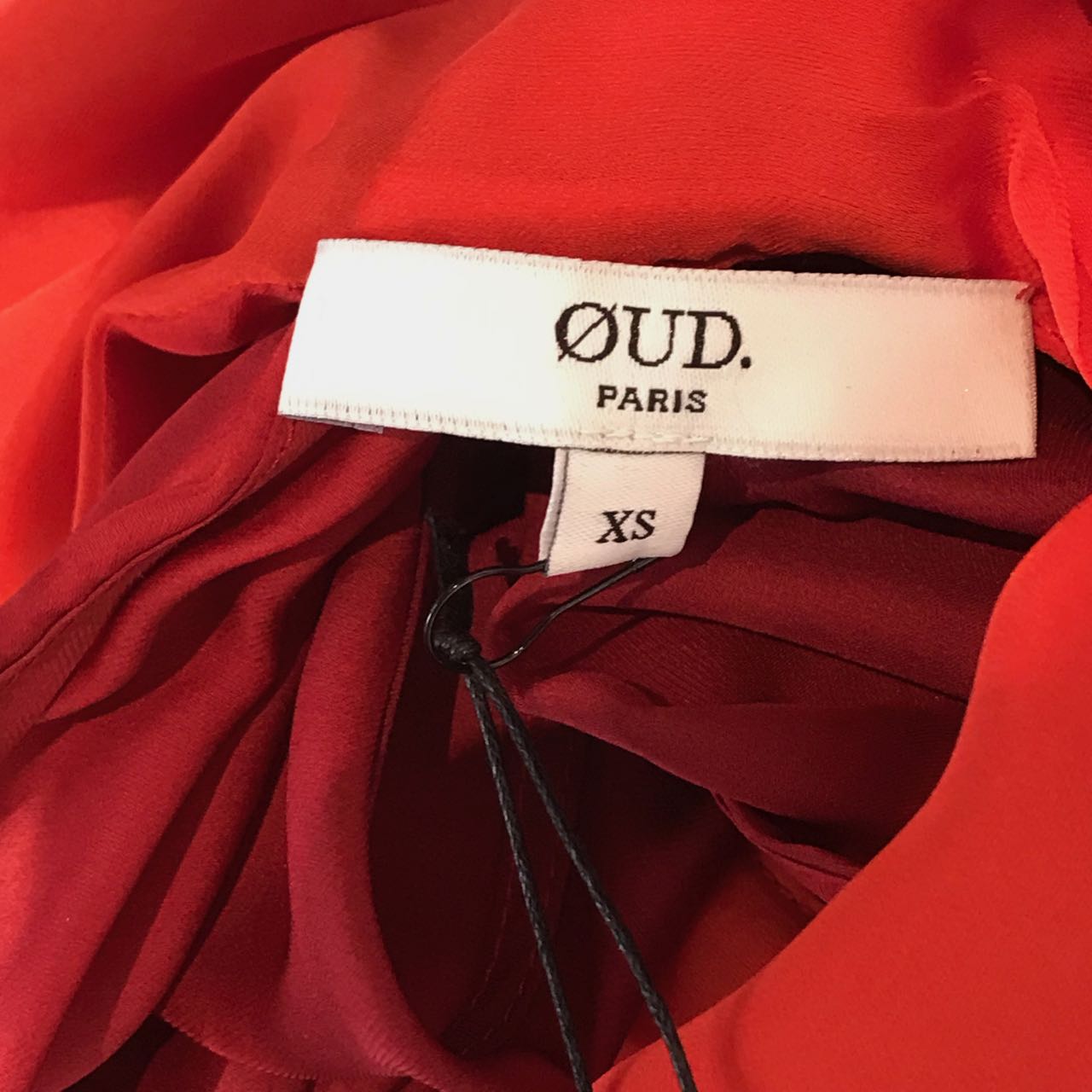 Top Oud rouge T.XS NEUF