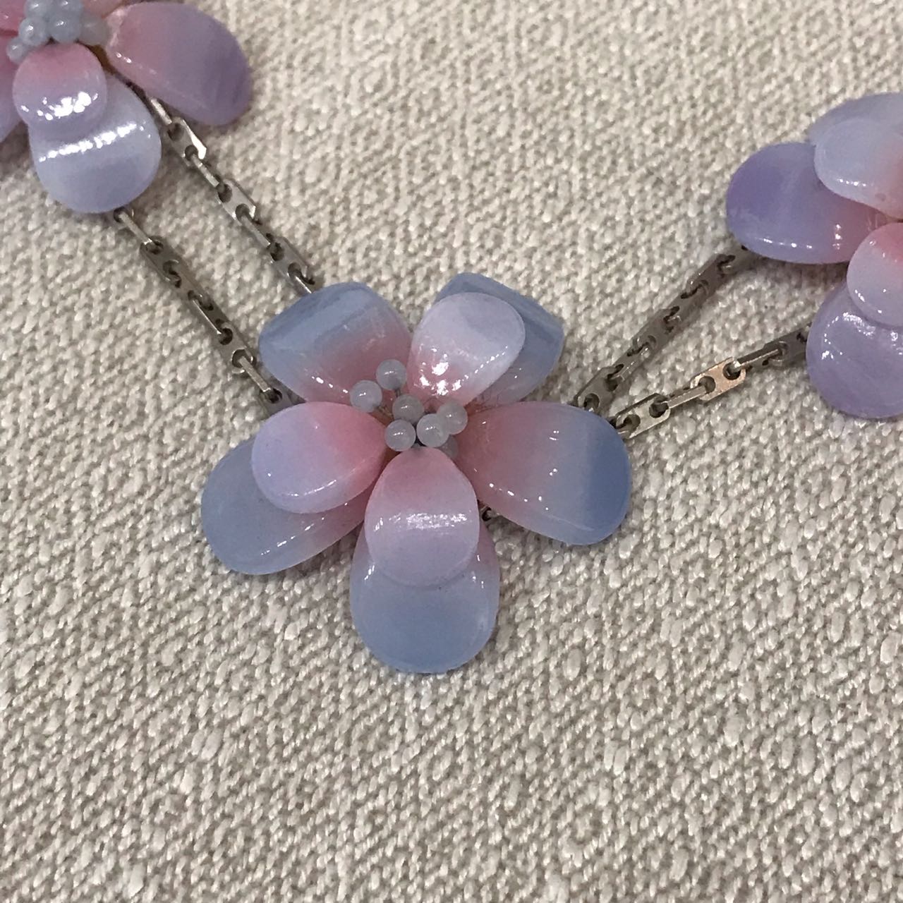 Parure bijoux Chanel fleurs