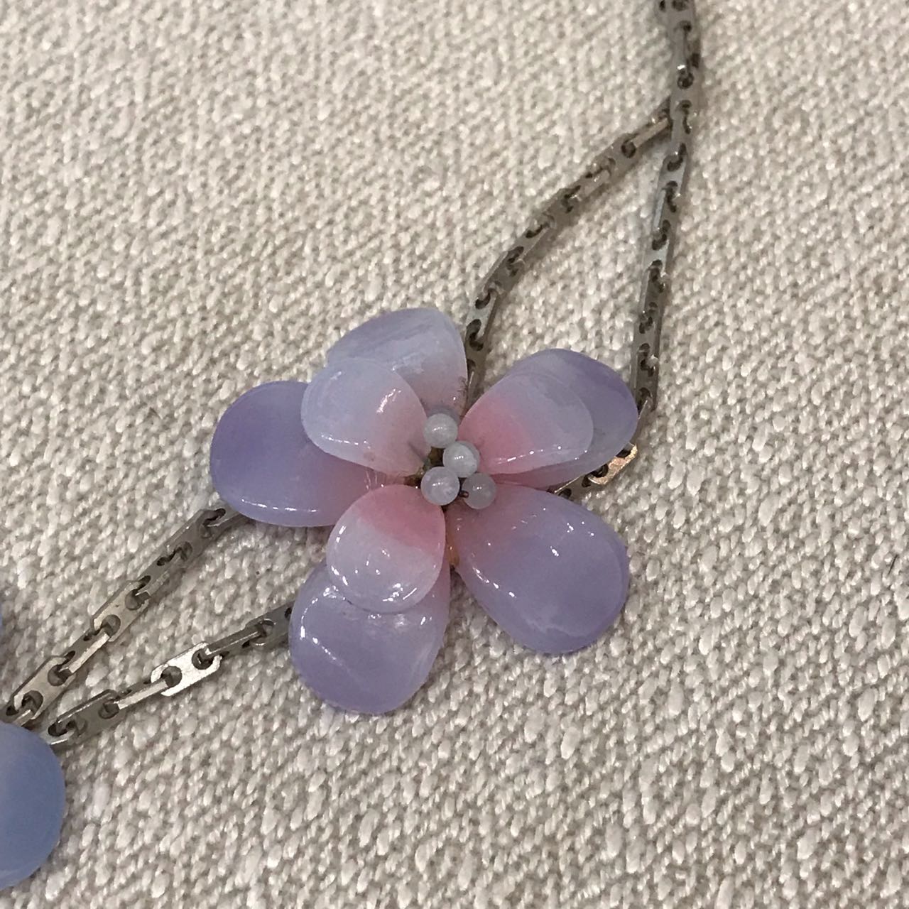 Parure bijoux Chanel fleurs