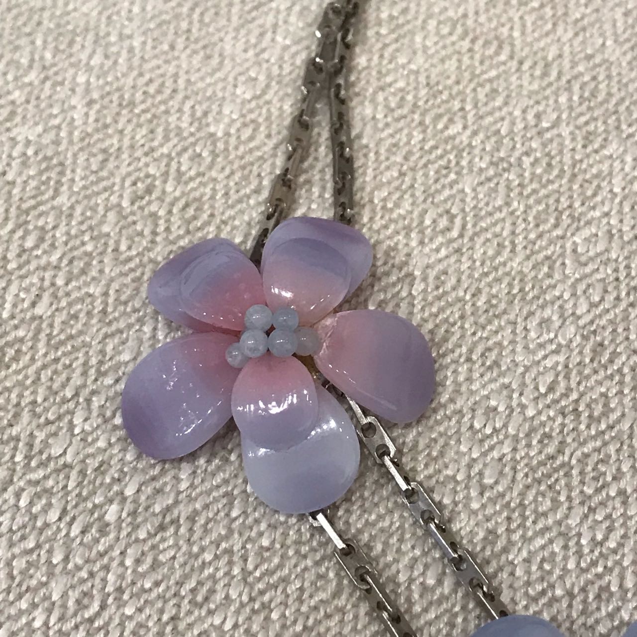 Parure bijoux Chanel fleurs