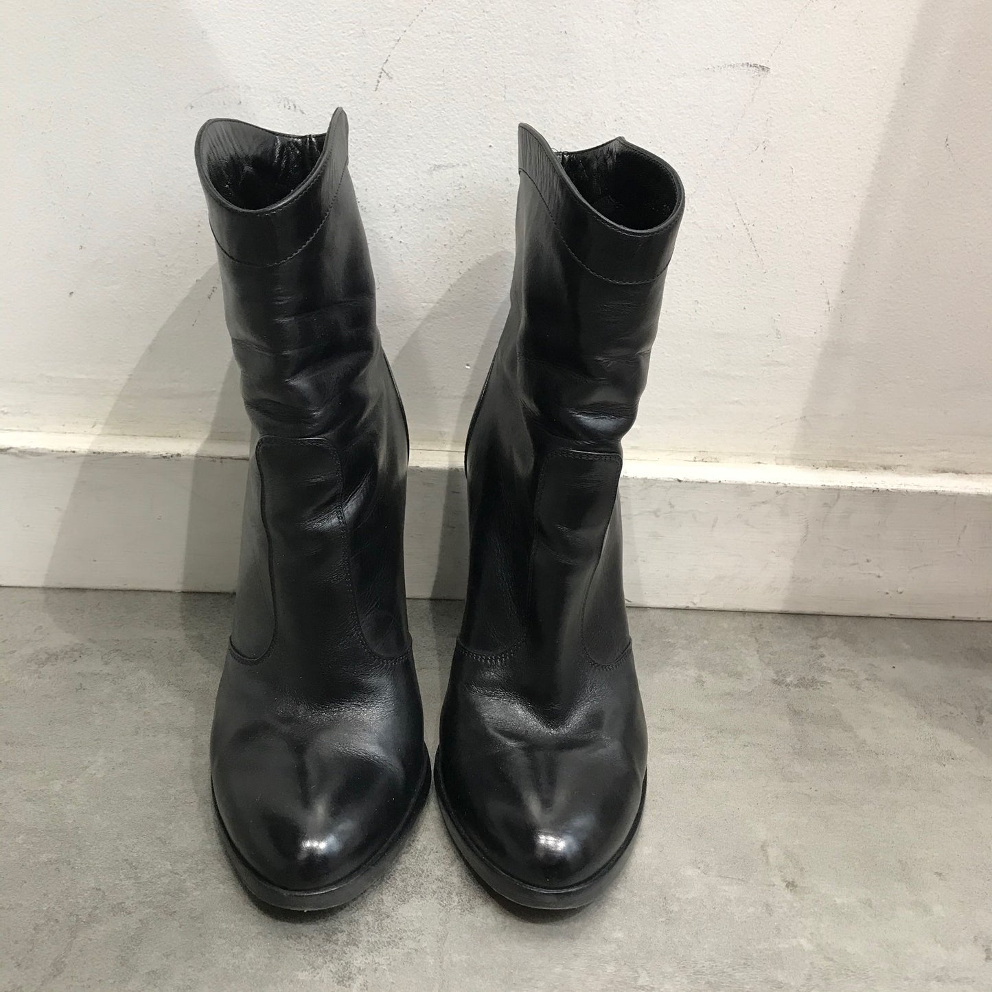 Boots Gianvito Rossi noires T.37,5