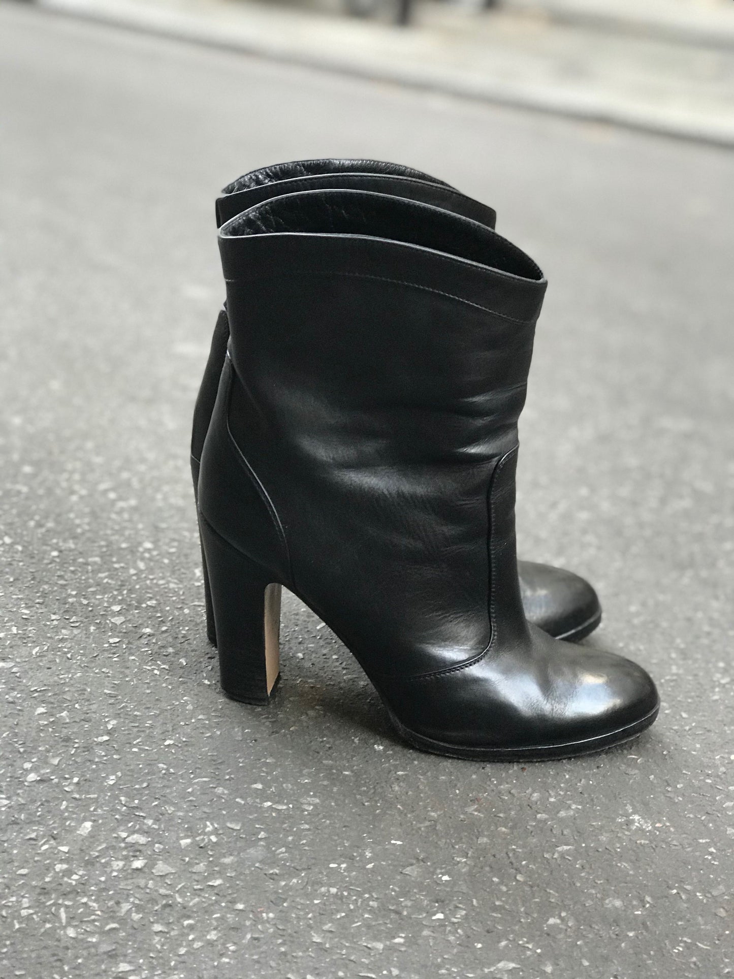 Boots Gianvito Rossi noires T.37,5