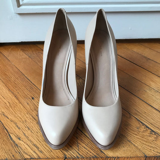Escarpins Celine beiges T.37 NEUFS