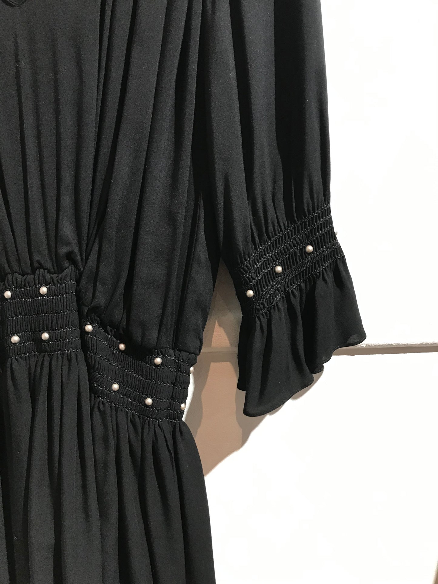 Robe Saint Laurent noire T.34