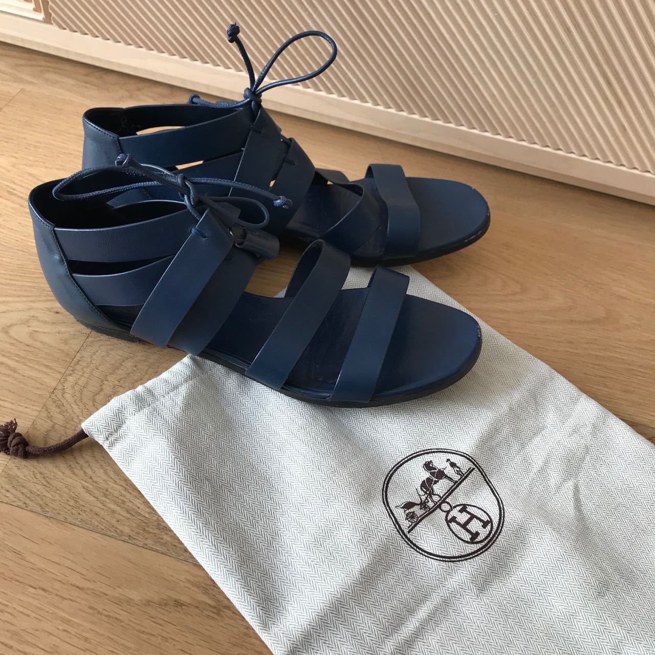 Sandales Hermes bleues T.40,5