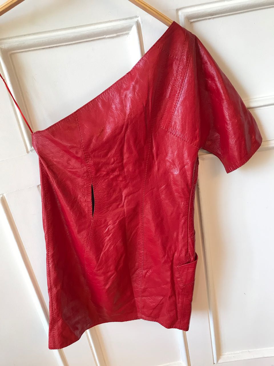 Robe Louis Vuitton en cuir T.36